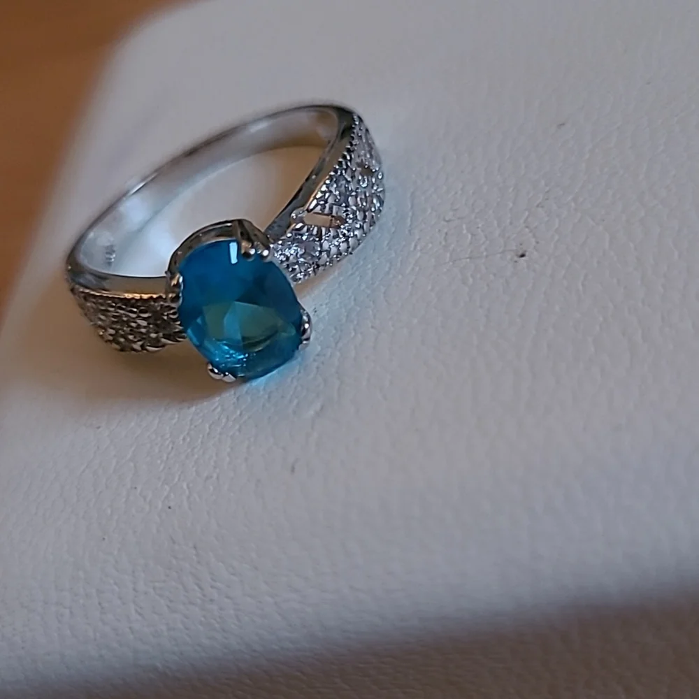 Multiple Rings size Small New - Picture 4 of 5